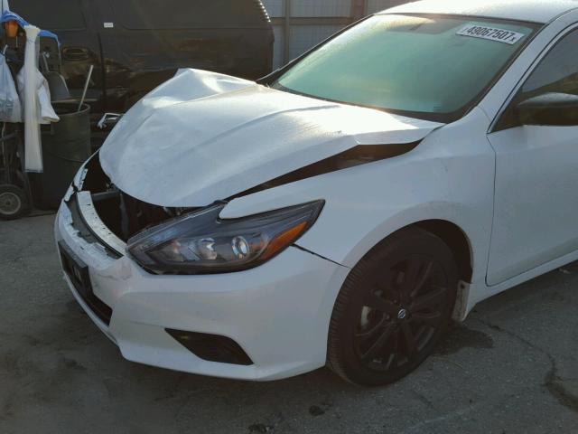 1N4AL3AP4HC490838 - 2017 NISSAN ALTIMA 2.5 WHITE photo 9