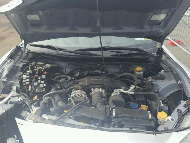 JF1ZNAA11D2705329 - 2013 TOYOTA SCION FR-S SILVER photo 7