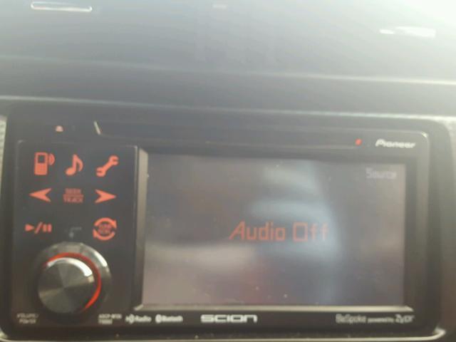 JF1ZNAA11D2705329 - 2013 TOYOTA SCION FR-S SILVER photo 9