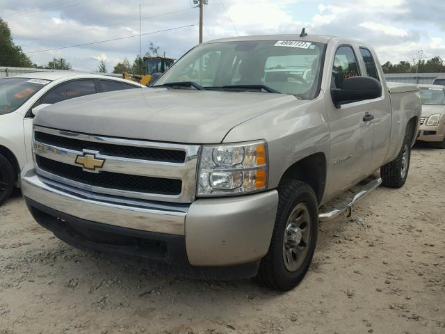 1GCEC19X27Z613732 - 2007 CHEVROLET SILVERADO BEIGE photo 2