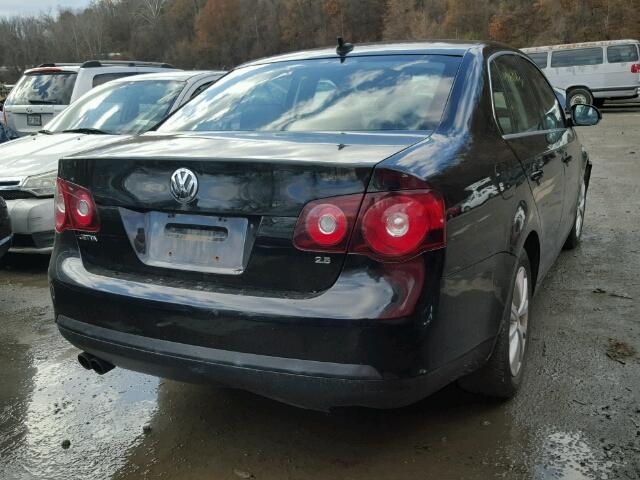 3VWRZ7AJ6AM019712 - 2010 VOLKSWAGEN JETTA SE 黑色 照片 4