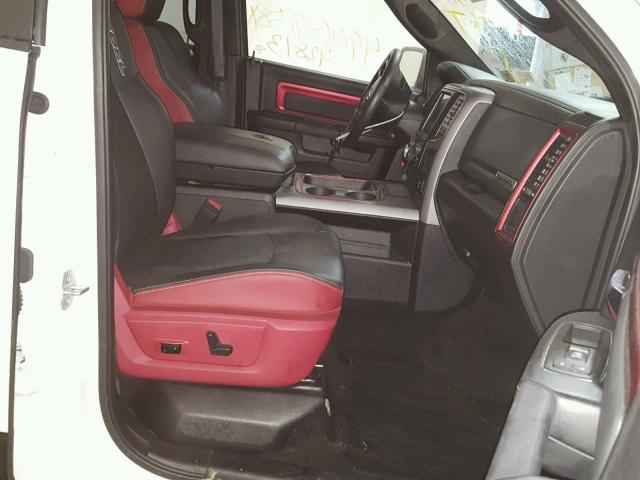 1C6RR7YT7FS780037 - 2015 RAM 1500 REBEL თეთრი ფოტო 5