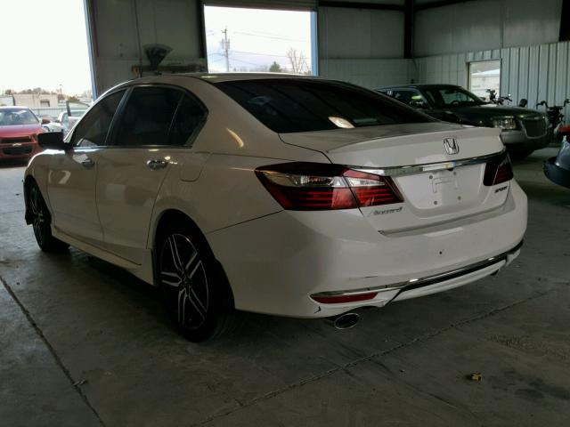 1HGCR2F53HA220788 - 2017 HONDA ACCORD SPO WHITE photo 3