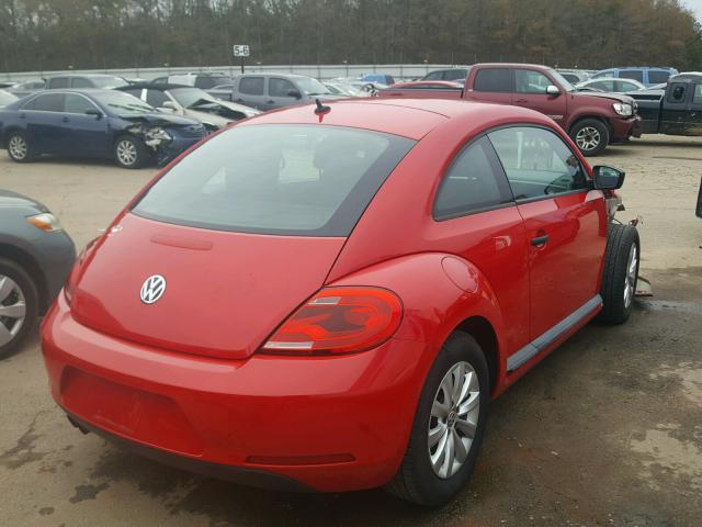 3VWFP7AT9EM601738 - 2014 VOLKSWAGEN BEETLE RED photo 4