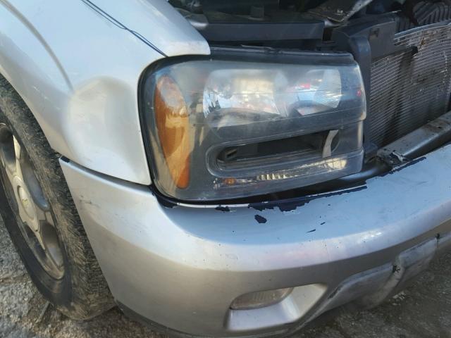 1GNET16S946156284 - 2004 CHEVROLET TRAILBLAZE SILVER photo 10