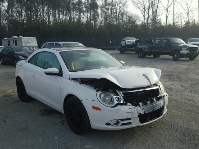 WVWFA71F99V014661 - 2009 VOLKSWAGEN EOS LUX WHITE photo 1