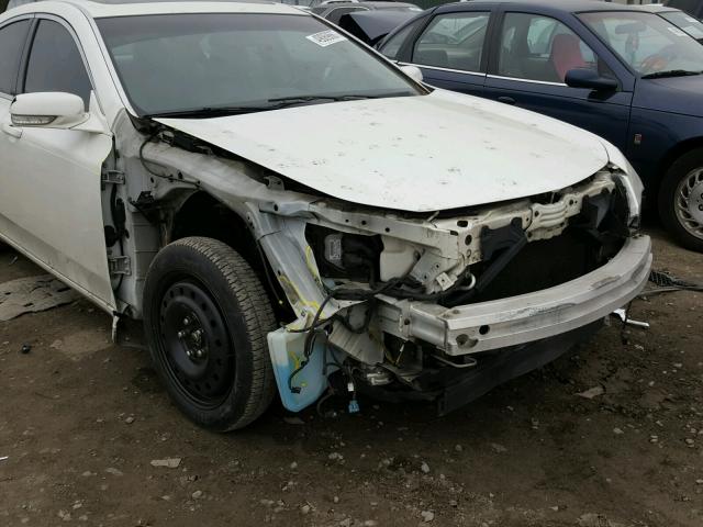 19UUA862X9A000134 - 2009 ACURA TL WHITE photo 9