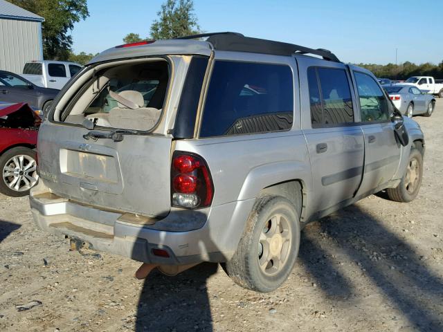 1GNET16S056198778 - 2005 CHEVROLET TRAILBLAZE SILVER photo 4