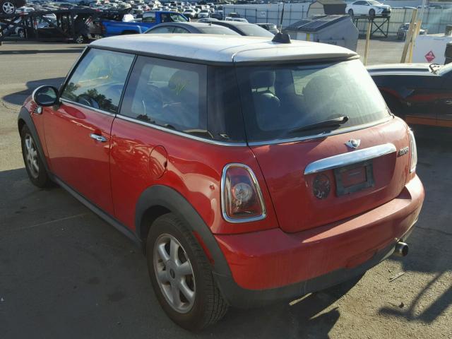 WMWMF33559TW70869 - 2009 MINI COOPER RED photo 3