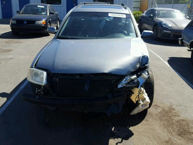 WVWYH63B42E400631 - 2002 VOLKSWAGEN PASSAT GLX 银色 照片 7