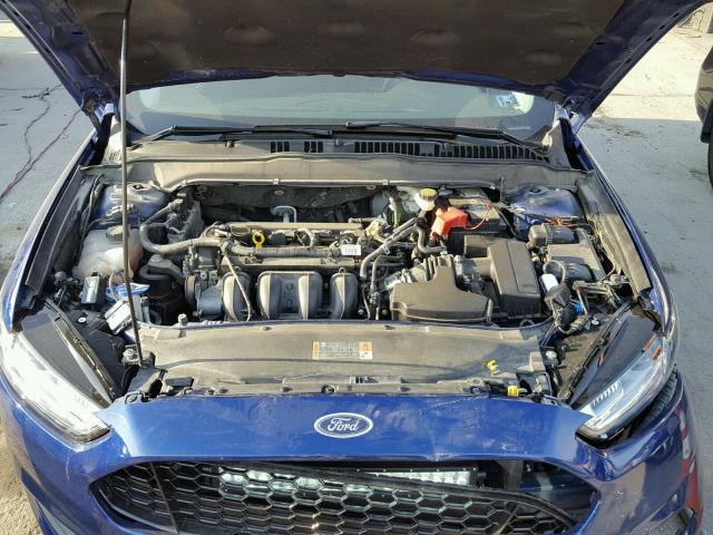 3FA6P0H73GR139059 - 2016 FORD FUSION SE BLUE photo 7