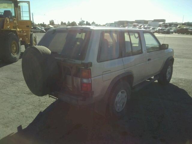 JN8HD17Y3NW043734 - 1992 NISSAN PATHFINDER SILVER photo 4