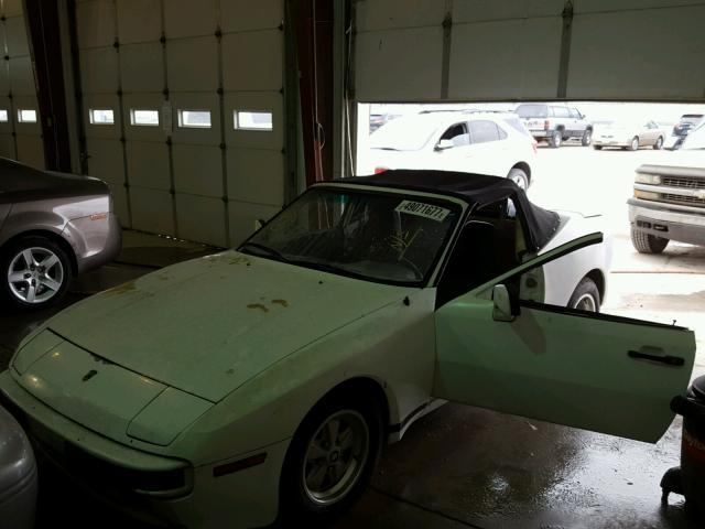 WP0AA0947EN450570 - 1984 PORSCHE 944 WHITE photo 2