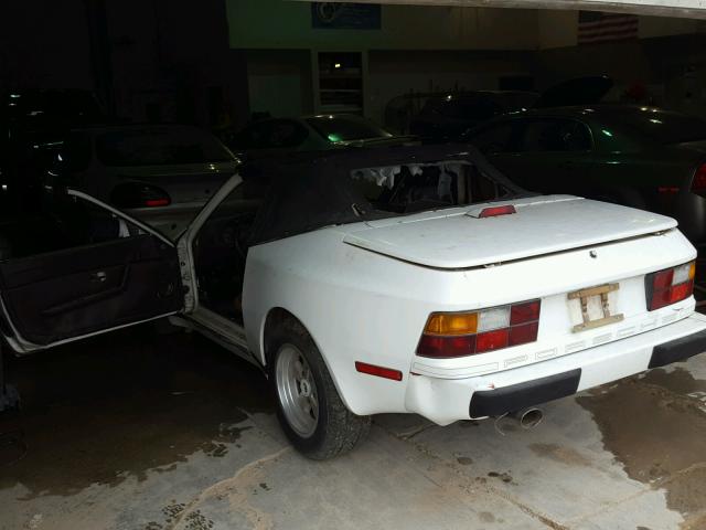 WP0AA0947EN450570 - 1984 PORSCHE 944 WHITE photo 3