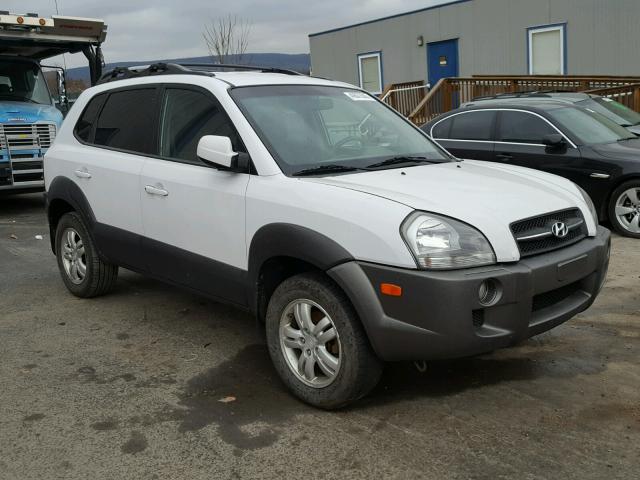 KM8JN72D47U642105 - 2007 HYUNDAI TUCSON SE WHITE photo 1