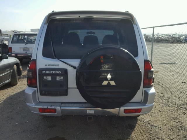 JA4MW31R22J053305 - 2002 MITSUBISHI MONTERO XL SILVER photo 9