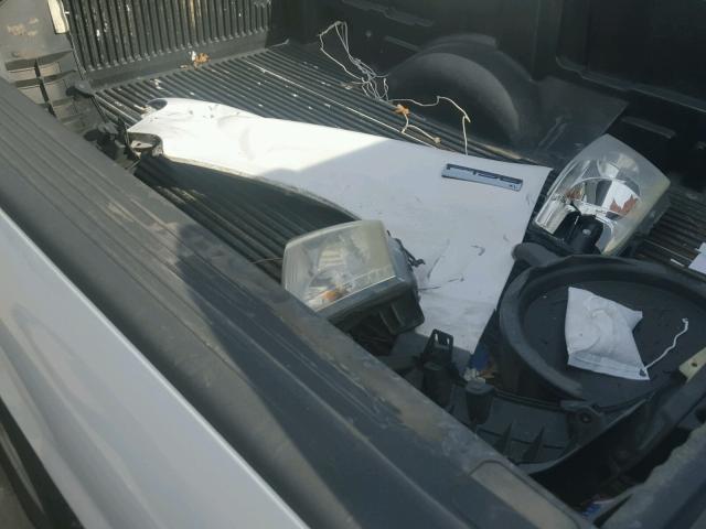 1FTRF12206NB86855 - 2006 FORD F150 WHITE photo 6