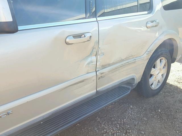 5LMEU68H24ZJ31674 - 2004 LINCOLN AVIATOR GOLD photo 9