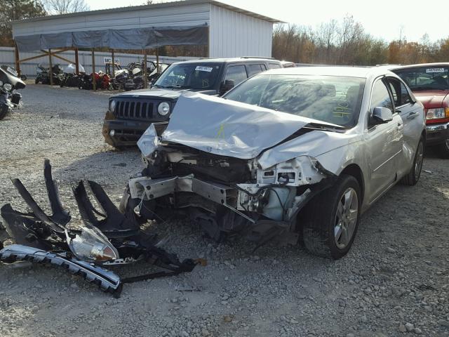 1G1ZH57B99F134254 - 2009 CHEVROLET MALIBU 1LT Srebrny zdjęcie 2