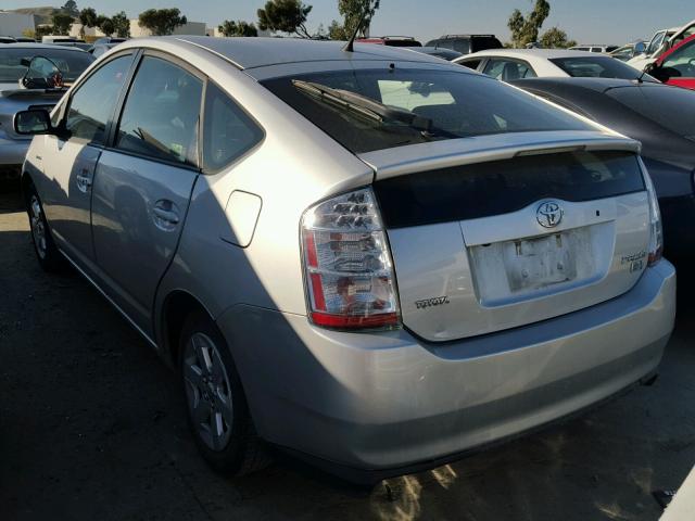 JTDKB20U187724428 - 2008 TOYOTA PRIUS SILVER photo 3