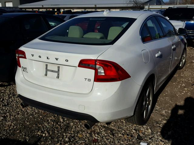 YV1612FS1D1218292 - 2013 VOLVO S60 T5 WHITE photo 4