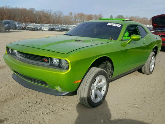 2C3CDYBT3EH181898 - 2014 DODGE CHALLENGER GREEN photo 2