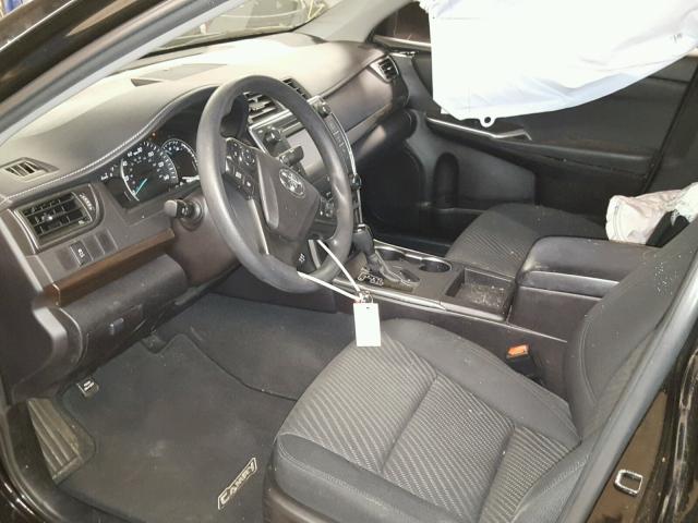 4T4BF1FK3FR491138 - 2015 TOYOTA CAMRY LE შავი ფოტო 5