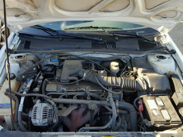 1G1JC124027301758 - 2002 CHEVROLET CAVALIER WHITE photo 7