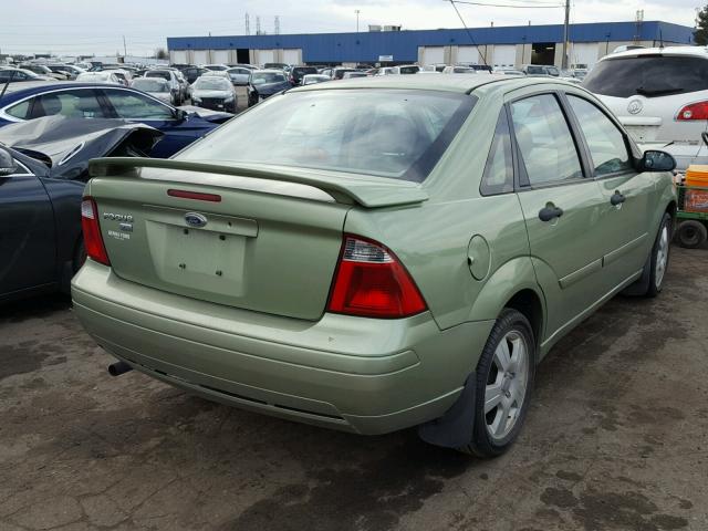 1FAHP34N67W137088 - 2007 FORD FOCUS ZX4 GREEN photo 4