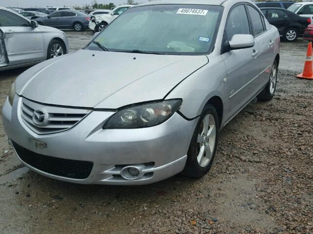 JM1BK123741159937 - 2004 MAZDA 3 S GRAY photo 2