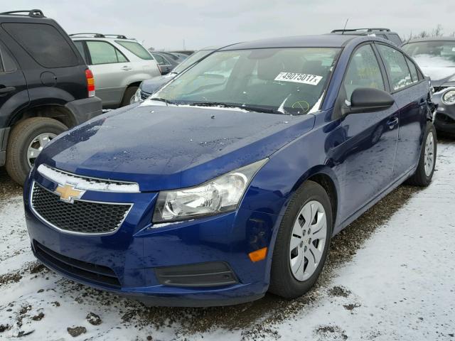 1G1PA5SH2D7231340 - 2013 CHEVROLET CRUZE LS BLUE photo 2