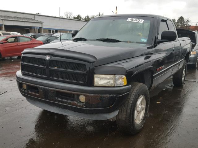 1B7HF13Z6WJ131258 - 1998 DODGE RAM 1500 BLACK photo 2