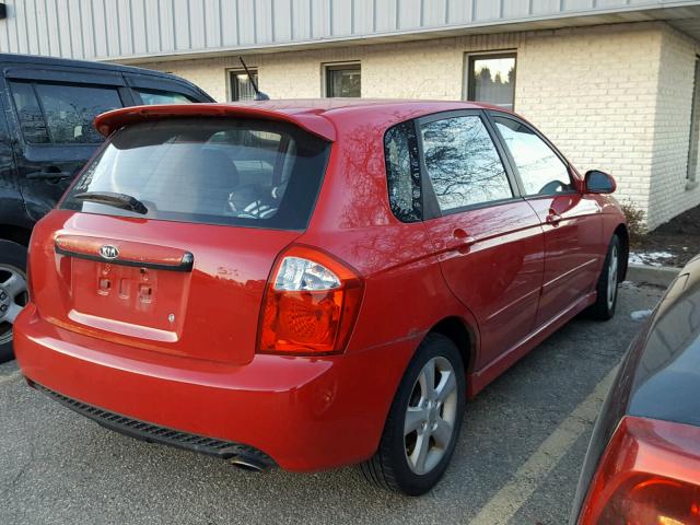 KNAFE161975009226 - 2007 KIA SPECTRA5 S RED photo 4