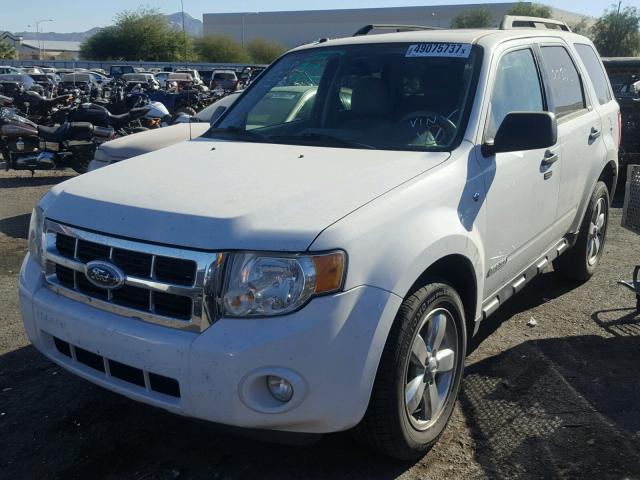 1FMCU03198KB01345 - 2008 FORD ESCAPE XLT WHITE photo 2