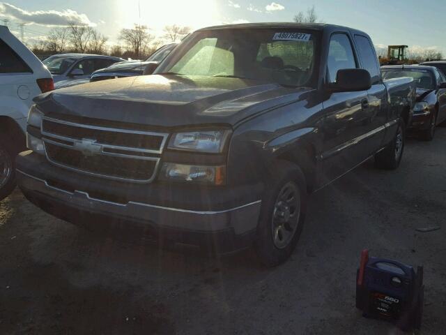 1GCEC19X97Z125099 - 2007 CHEVROLET SILVERADO BLUE photo 2