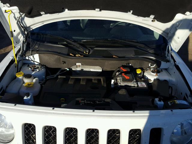 1C4NJRCB7ED928229 - 2014 JEEP PATRIOT LI WHITE photo 7