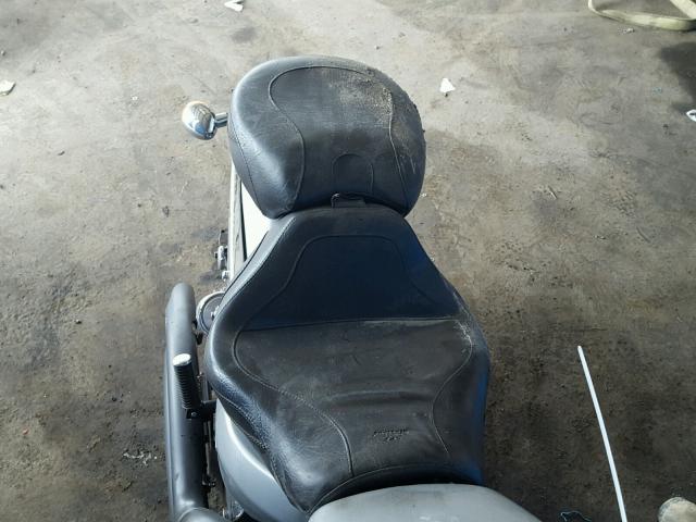 1HFSC55054A010809 - 2004 HONDA VTX1300 C SILVER photo 6