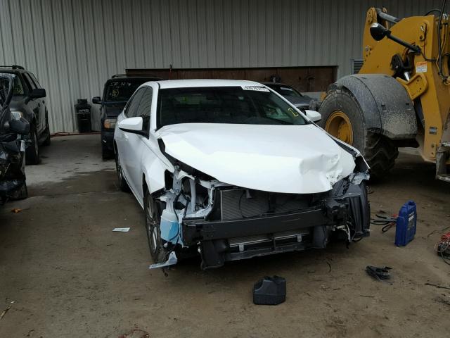 4T1BF1FK9HU759624 - 2017 TOYOTA CAMRY LE თეთრი ფოტო 1