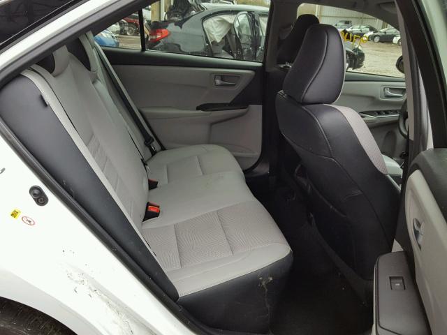 4T1BF1FK9HU759624 - 2017 TOYOTA CAMRY LE თეთრი ფოტო 6