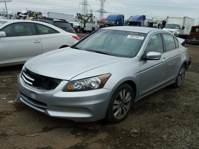 1HGCP2F65CA234571 - 2012 HONDA ACCORD SE SILVER photo 2