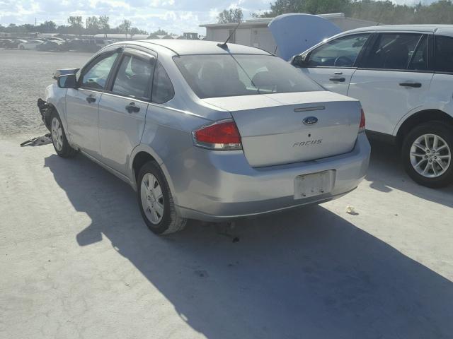 1FAHP34N99W123897 - 2009 FORD FOCUS S SILVER photo 3