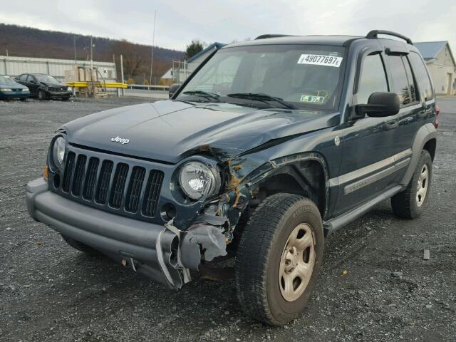 1J4GL48K65W714717 - 2005 JEEP LIBERTY SP GREEN photo 2