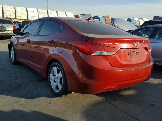 KMHDH4AE5CU321410 - 2012 HYUNDAI ELANTRA GL RED photo 3