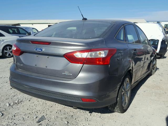 1FADP3F25DL343582 - 2013 FORD FOCUS SE GRAY photo 4