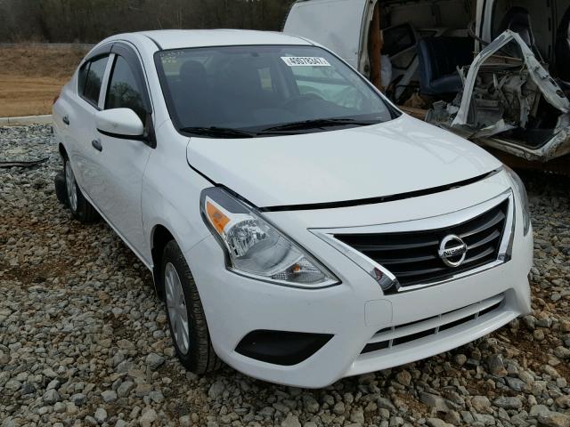 3N1CN7AP4HL894430 - 2017 NISSAN VERSA S WHITE photo 1