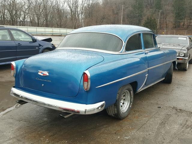 B54F077817 - 1954 CHEVROLET 210 BLUE photo 4