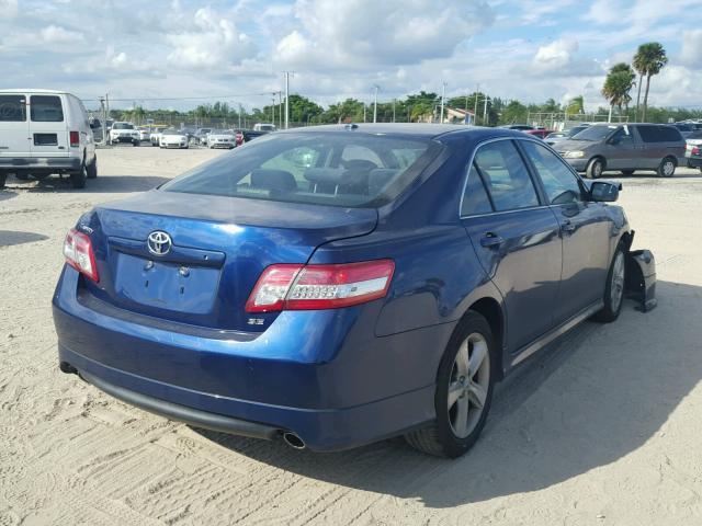 4T1BF3EK5BU767403 - 2011 TOYOTA CAMRY BASE BLUE photo 4