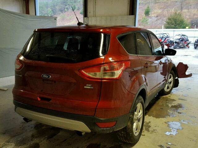 1FMCU9GX1EUD93060 - 2014 FORD ESCAPE SE RED photo 4