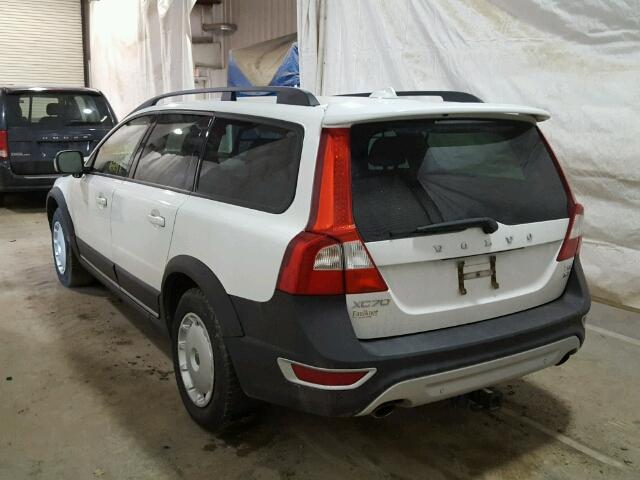 YV4902BZ5B1102757 - 2011 VOLVO XC70 T6 WHITE photo 3