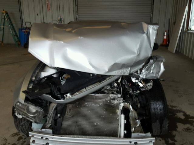 1ZVBP8AM0E5203045 - 2014 FORD MUSTANG SILVER photo 7